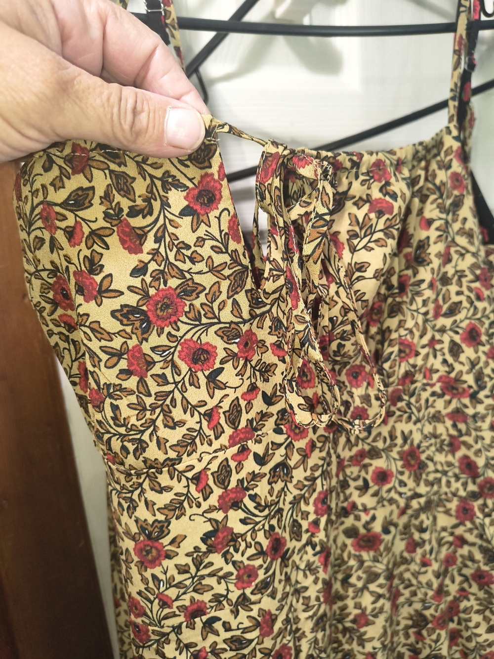Sleeveless Floral Tie-Front Maxi Dress in Mustard with Red Flowers